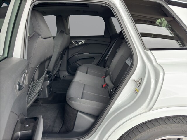 Audi Q4 e-tron Compact 45 e-tron Audi Q4 e-tron