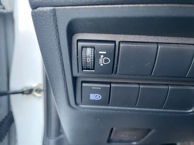 Toyota Yaris Hatchback Hybride Team D