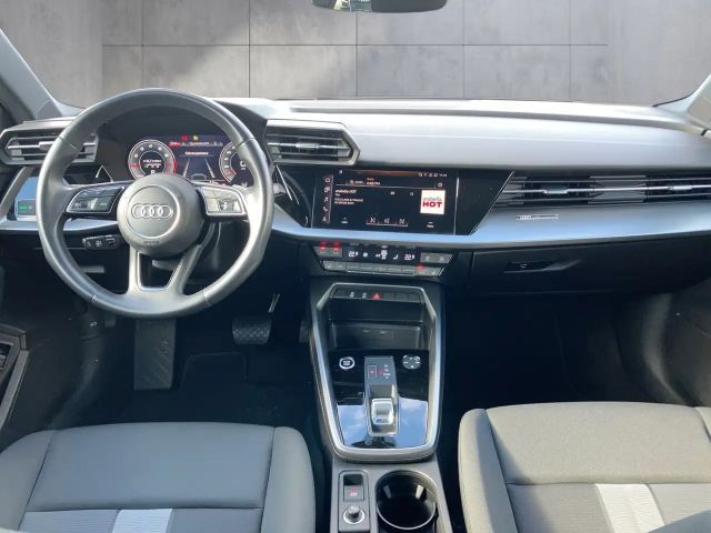 Audi A3 30 TFSI Sedan