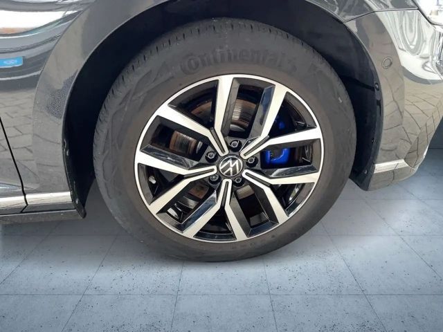 Volkswagen Passat DSG GTE Variant