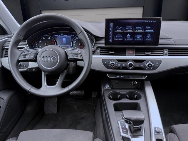 Audi A4 30 TDI Avant S-Tronic