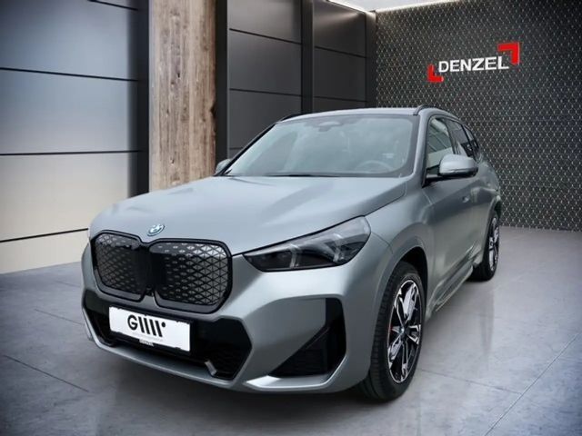 BMW iX1 xDrive30