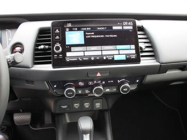 Honda Jazz 1.5 Advance Hybrid i-MMD