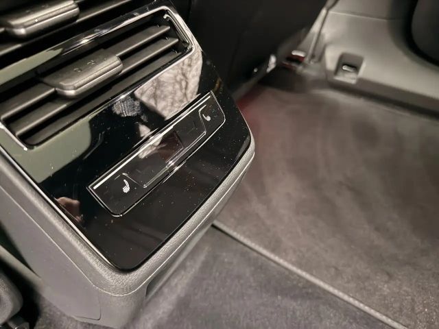 Volkswagen ID.7 4Motion Business GTX Tourer