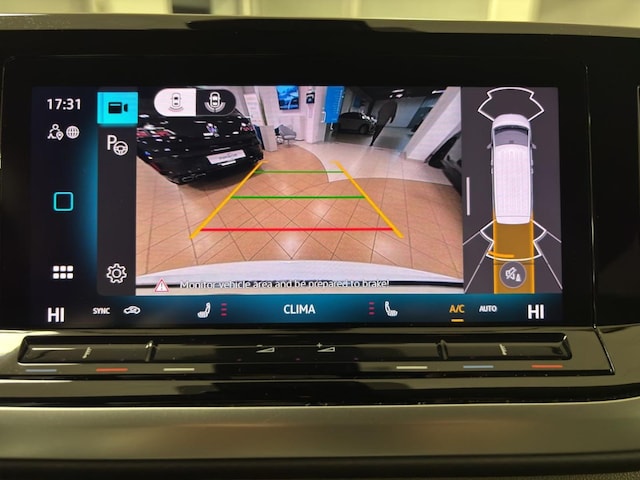 Volkswagen Multivan 2.0 TDI DSG IQ.Drive T7