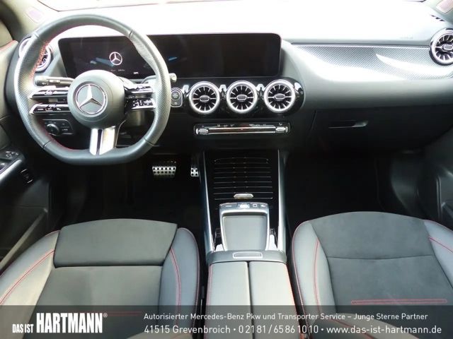 Mercedes-Benz GLA 180 AMG Line