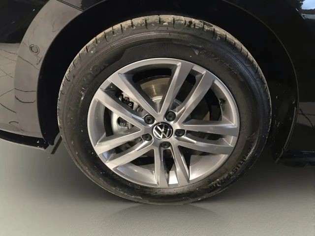 Volkswagen Touran 1.5 TSI DSG R-Line Sport