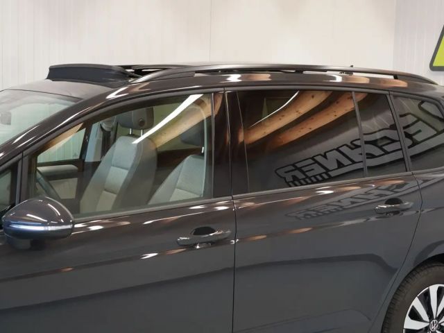 Volkswagen Touran 1.5 TSI DSG