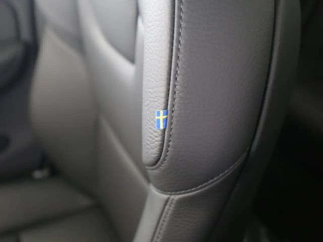 Volvo XC60 AWD Dark Plus T6