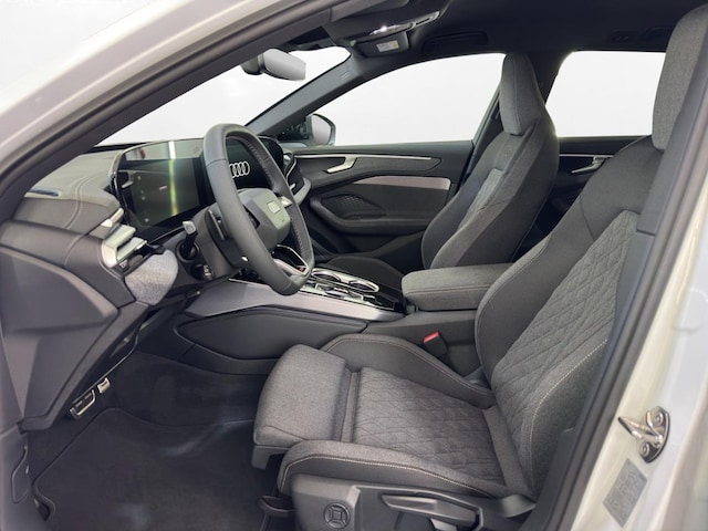 Audi A6 Avant Quattro S-Tronic