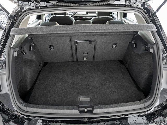 Volkswagen Golf 1.5 eTSI DSG Golf VIII Move