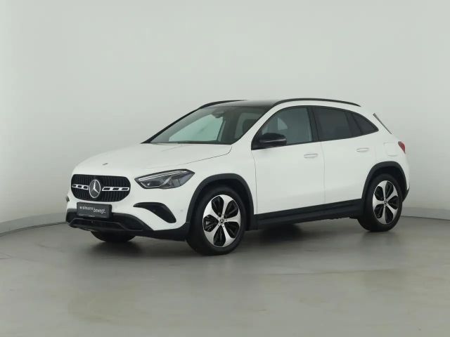 Mercedes-Benz GLA 220 4MATIC