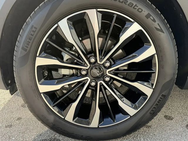 Ford Puma EcoBoost Titanium