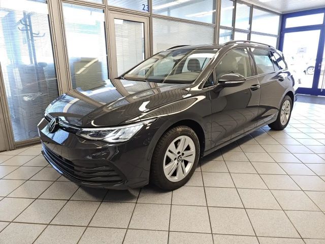 Volkswagen Golf Life Variant