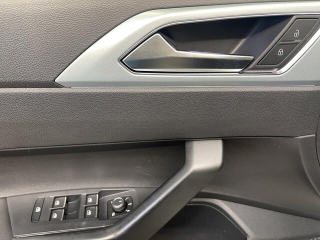 Volkswagen Polo VI 1.0 Kam. Virtual DynLicht KlimaA.