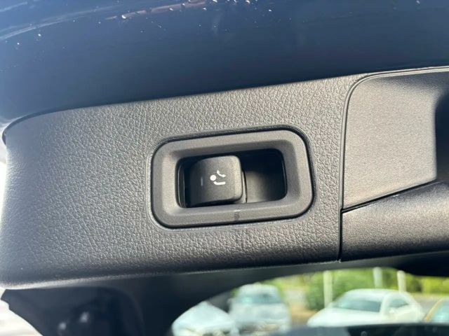 Mercedes-Benz B 180 B 180 PROGR+MULTIBEAM+AHK+KAM+SHZ+ASSIST+EASY-P+