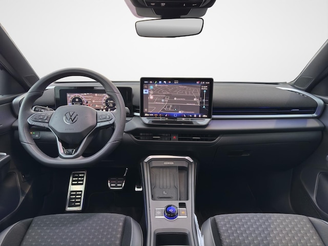 Volkswagen T-Roc 1.5 eTSI DSG R-Line