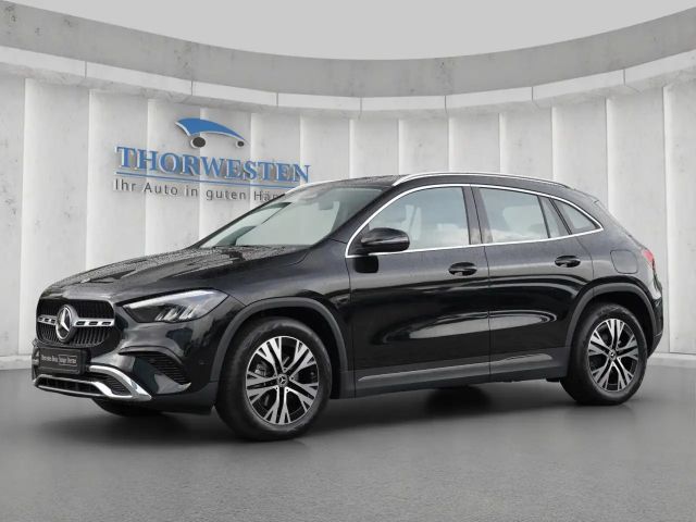 Mercedes-Benz GLA 200 Progressive