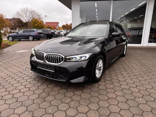 BMW 318 318i M-Sport Touring