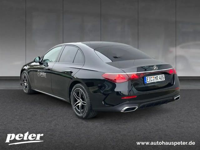Mercedes-Benz E 200 AMG Line Sedan