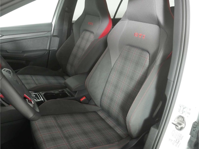 Volkswagen Golf 2.0 TSI Style