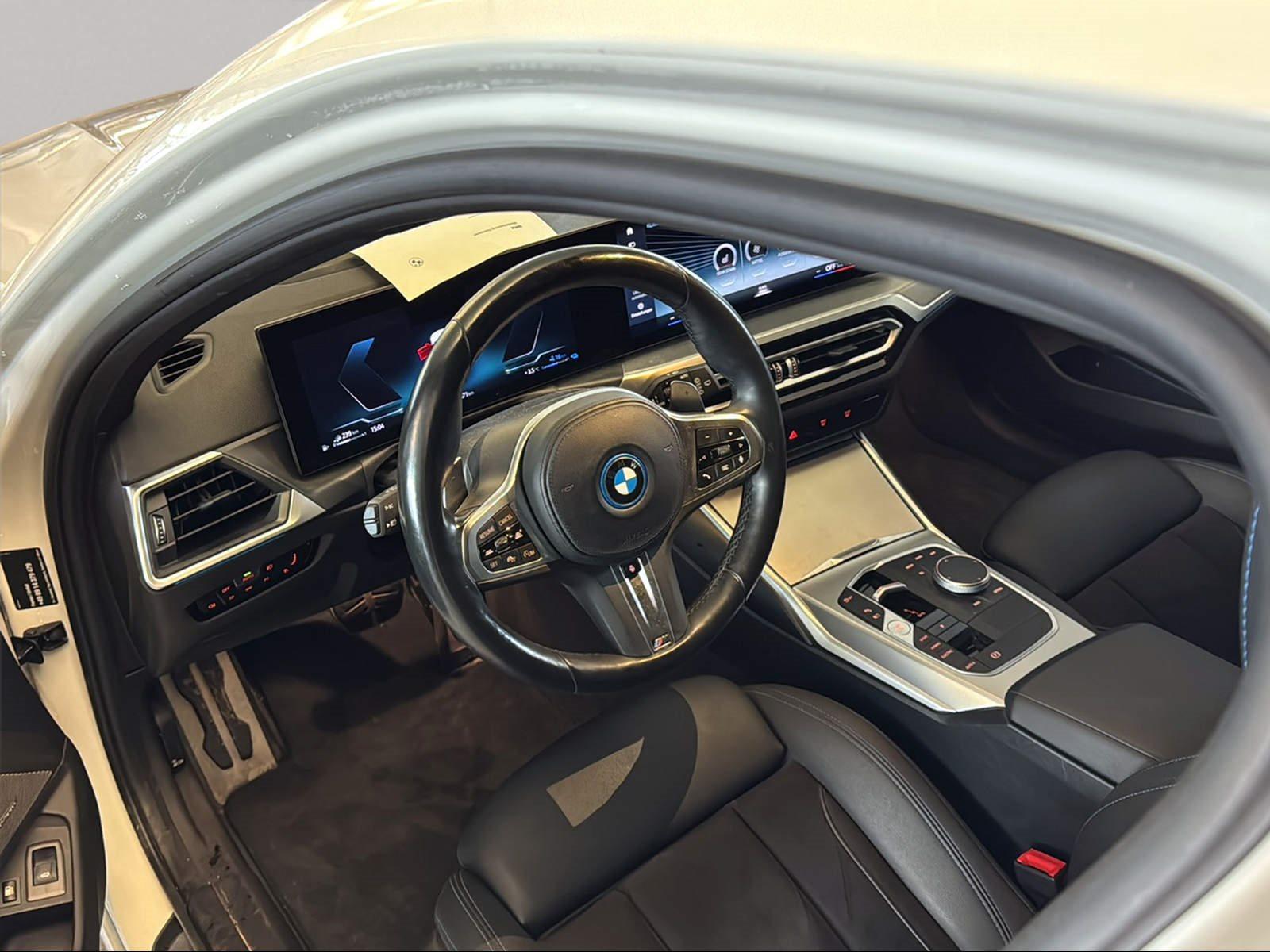 BMW 330 330e Touring