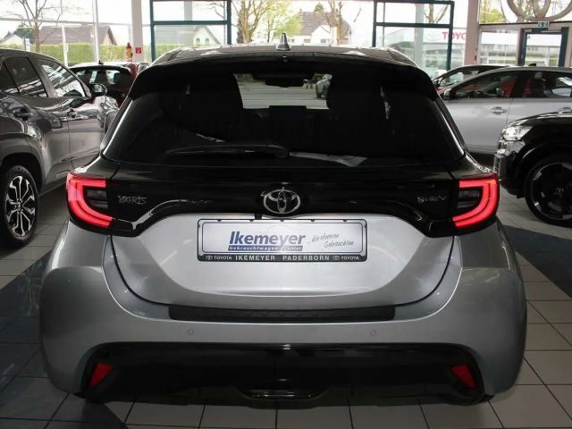 Toyota Yaris Hatchback Hybride Plus Style