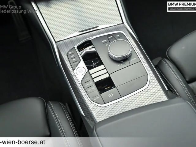 BMW 330 330i Sedan xDrive