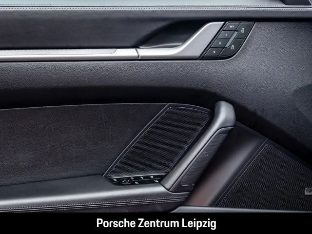 Porsche 992 Cabrio Carrera S