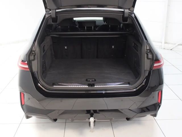 BMW 540 540d M-Sport Touring xDrive