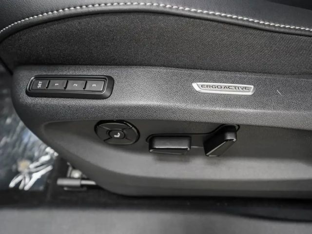 Volkswagen Tiguan 4Motion DSG R-Line