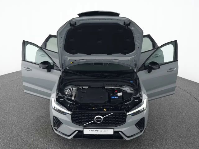 Volvo XC60 AWD Dark Plus