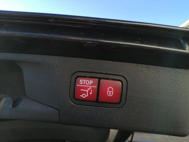 Mercedes-Benz E 200 4MATIC