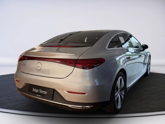 Mercedes-Benz EQE 300 Sedan