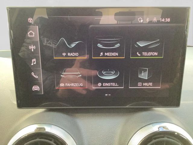 Audi Q2 35 TFSI S-Line