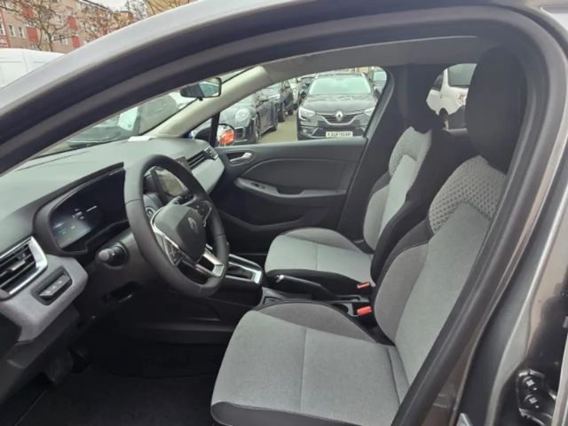 Renault Clio E-Tech Evolution Hybrid