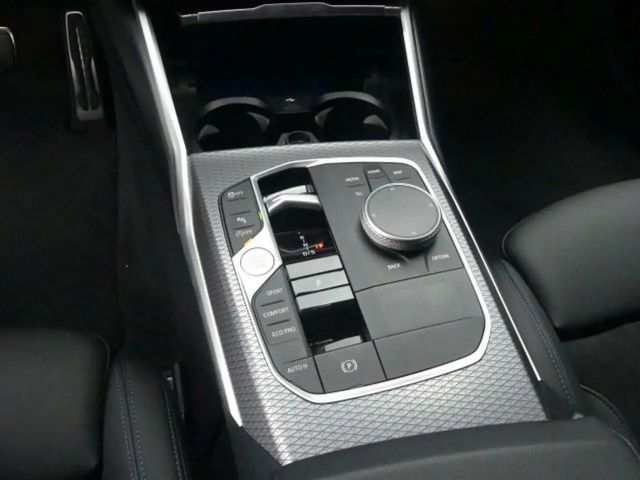 BMW 320 320i Touring