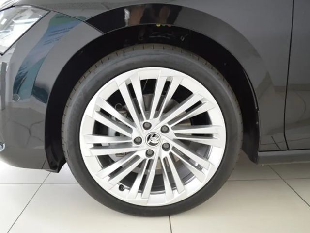 Skoda Superb 2.0 TDI Combi Selection