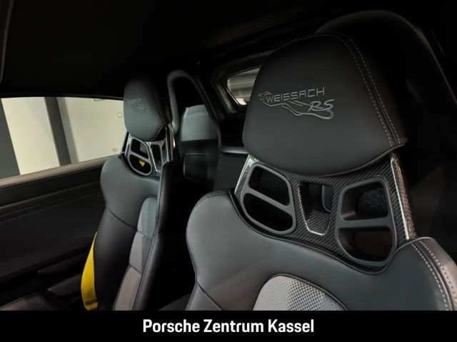 Porsche Cayman 718 RS