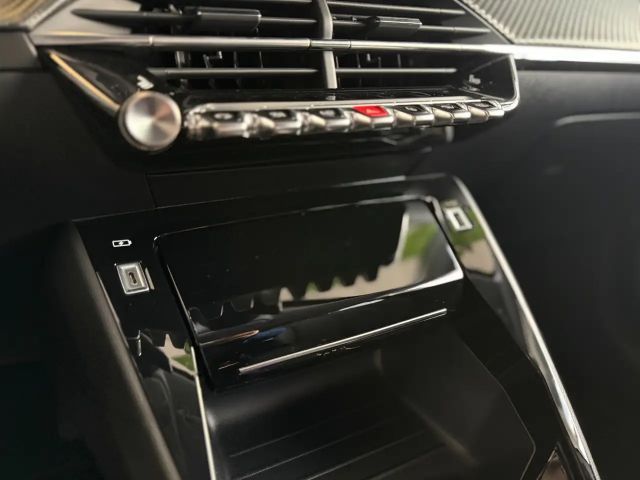 Peugeot 208 Allure Pack