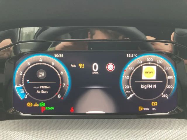 Volkswagen Golf 1.5 eTSI DSG Style