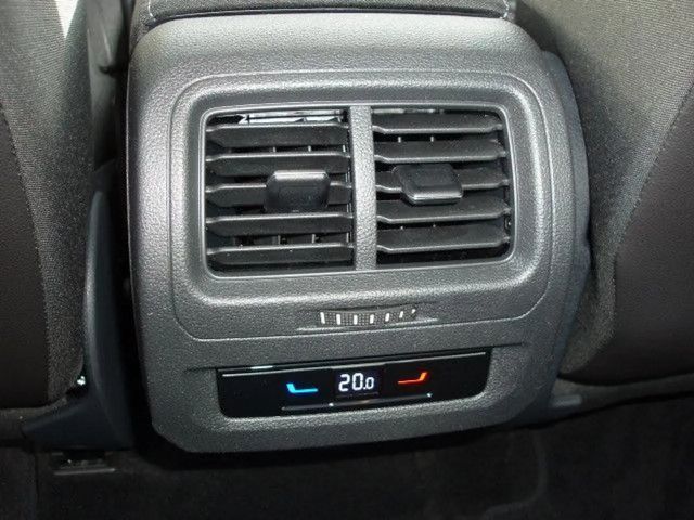 Volkswagen Touran BMT DSG Highline