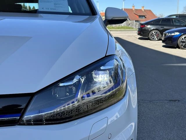 Volkswagen Golf e-Golf