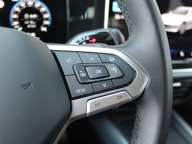 Volkswagen Passat ACT Business DSG Variant