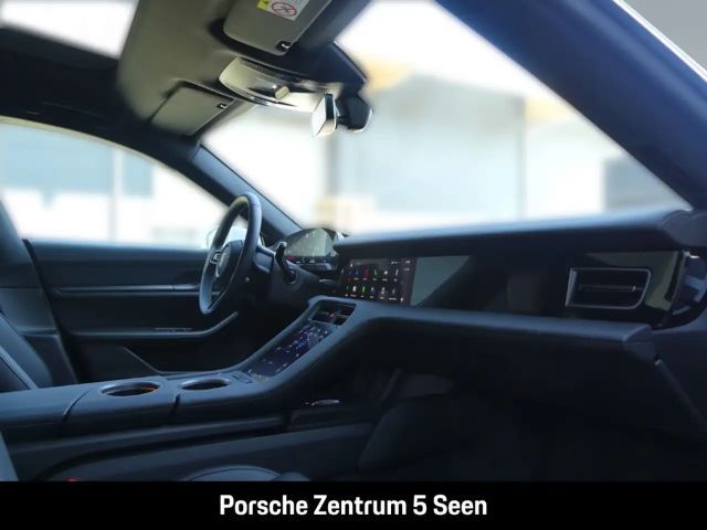 Porsche Taycan 4 Cross Turismo