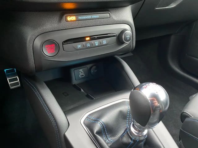 Ford Focus EcoBoost ST Line