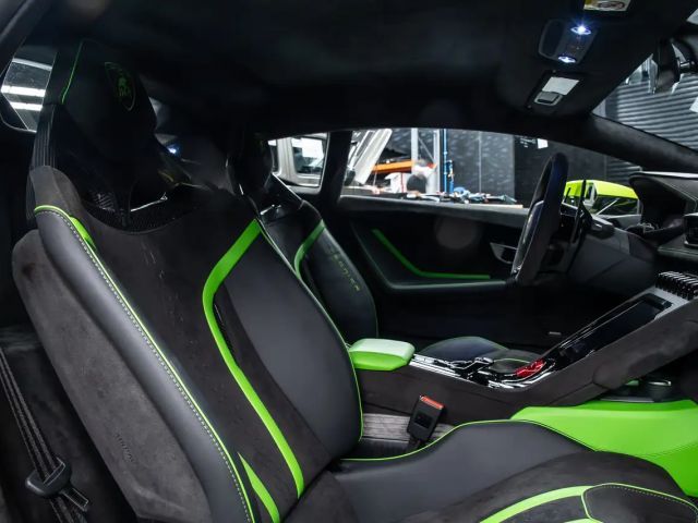 Lamborghini Huracan n Tecnica Carbon front & rear bonnet + Alcantara