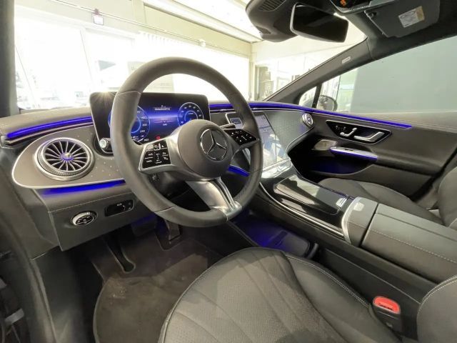 Mercedes-Benz EQE 350 Premium Sedan