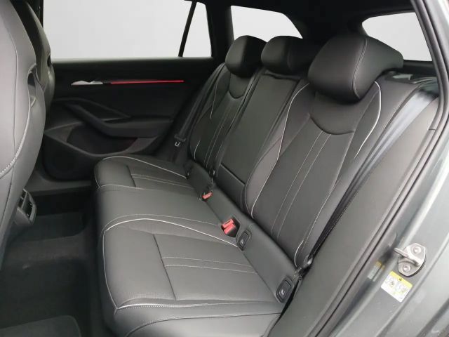 Skoda Superb Combi Sportline iV