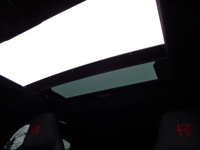 Alfa Romeo Junior Ibrida